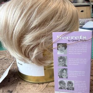 NWT Paula Young Blonde Wig